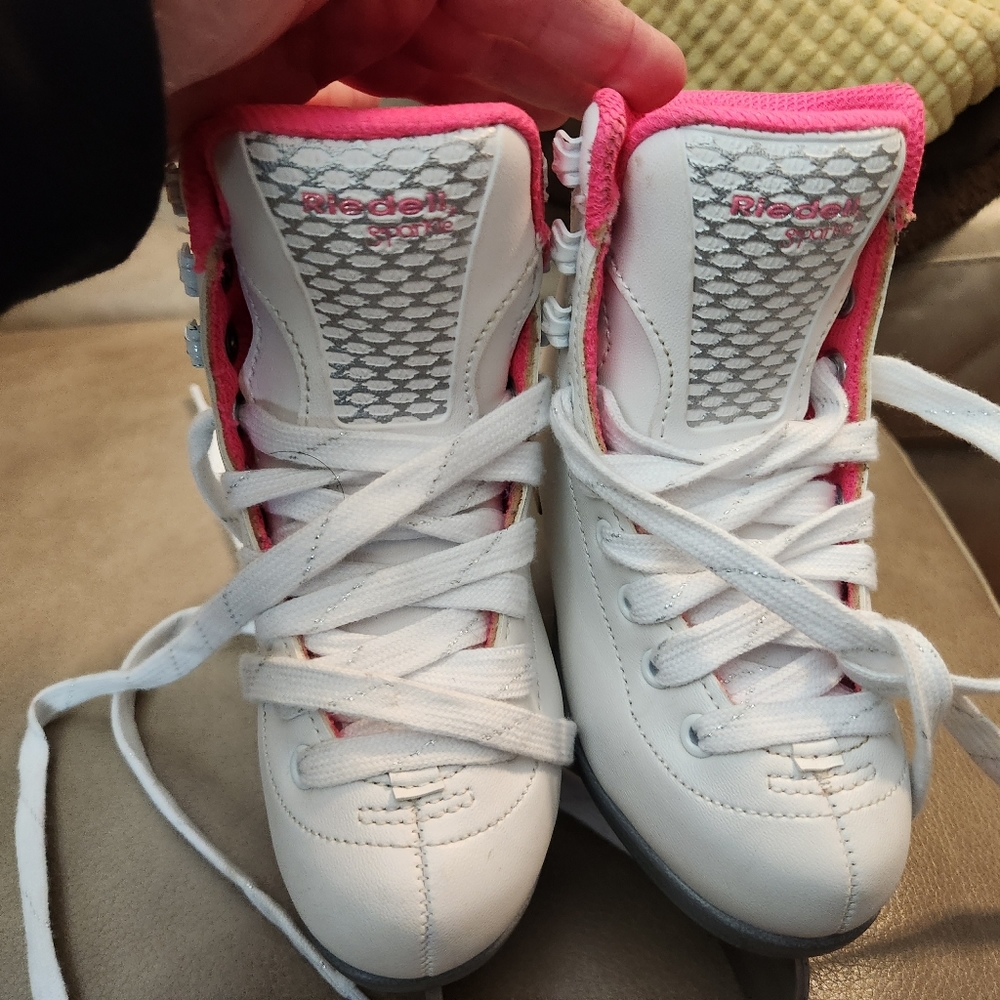 Riedell Ice Skates